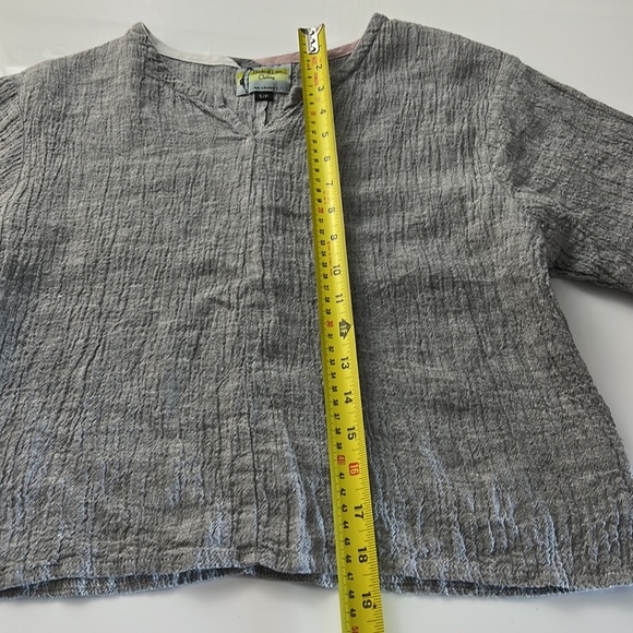 🛍 Small “shades of Linen” brand gray linen top - Picture 7 of 10